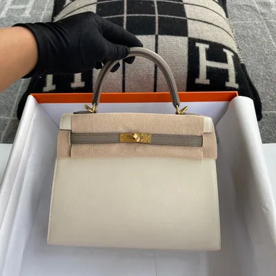 KELLY 25 EPSOM LEATHER HORSESHOE STAMP (HSS) BI-COLOR CRAIE & GRIS ASPHALTE WITH BRUSHED GOLD HARDWARE (BGHW) - 1