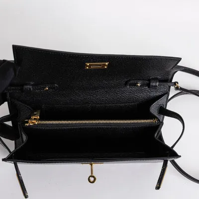 KELLY TO GO CHEVRE LEATHER NOIR (BLACK) WITH GOLD HARDWARE (GHW) - 4