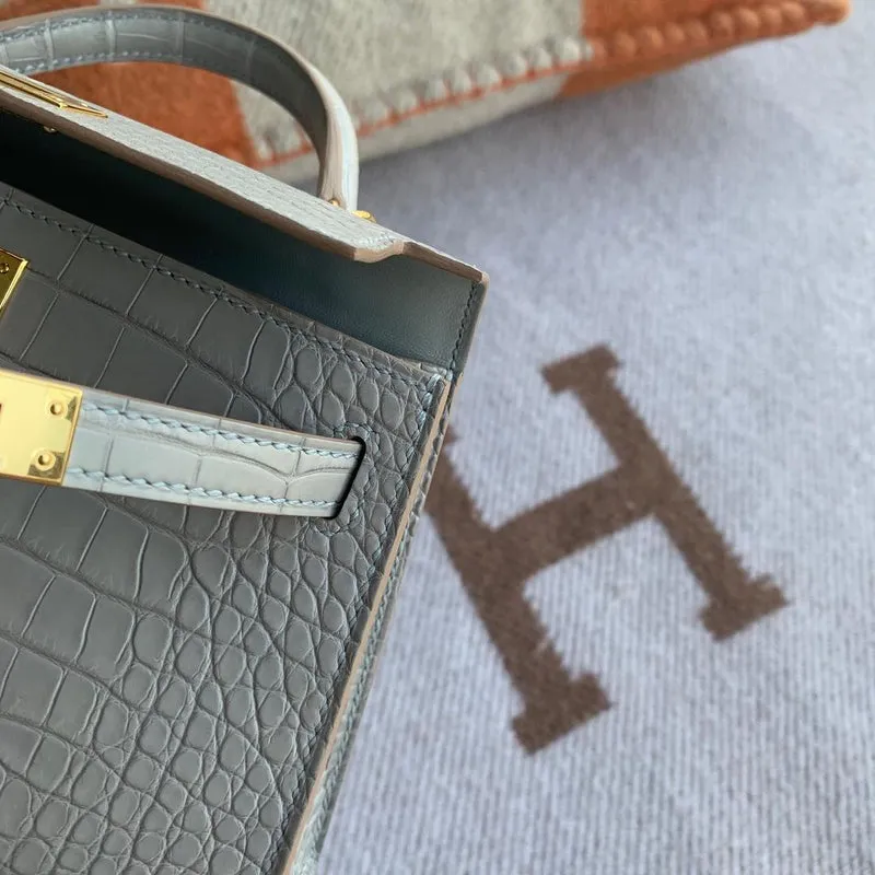MINI KELLY II (20) MATTE MISSISSIPPIENSIS ALLIGATOR LEATHER GRIS PERLE WITH GOLD HARDWARE (GHW) - 4