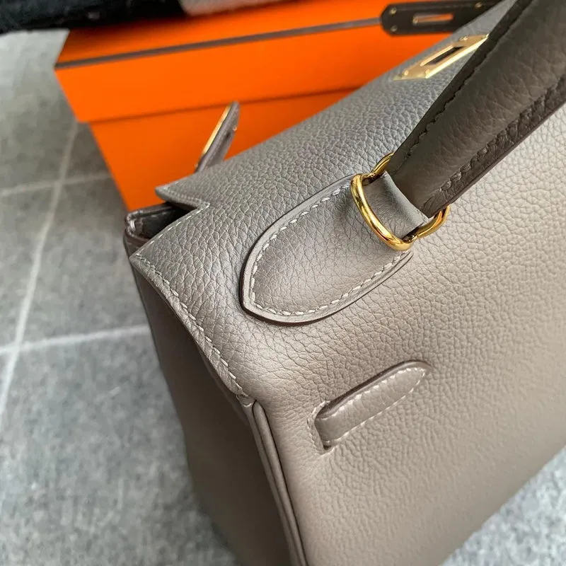 KELLY 28 TOGO LEATHER ETAIN WITH GOLD HARDWARE (GHW) - 4