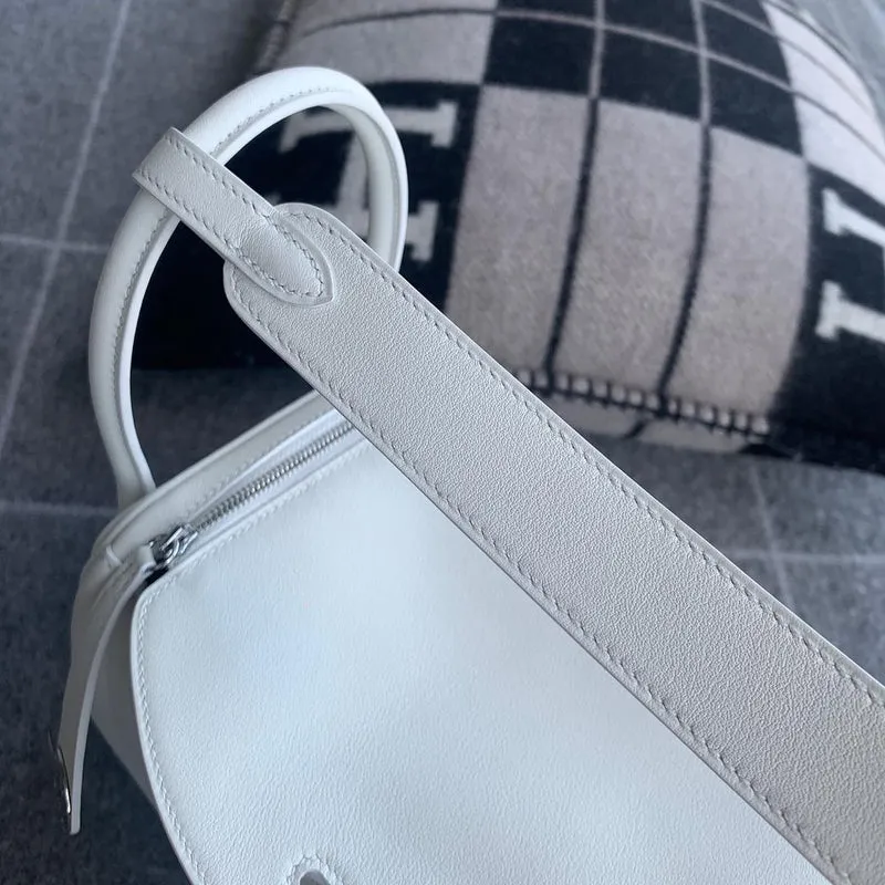 LINDY 26 SWIFT LEATHER BLANC (WHITE) WITH PALLADIUM HARDWARE (PHW) - 4