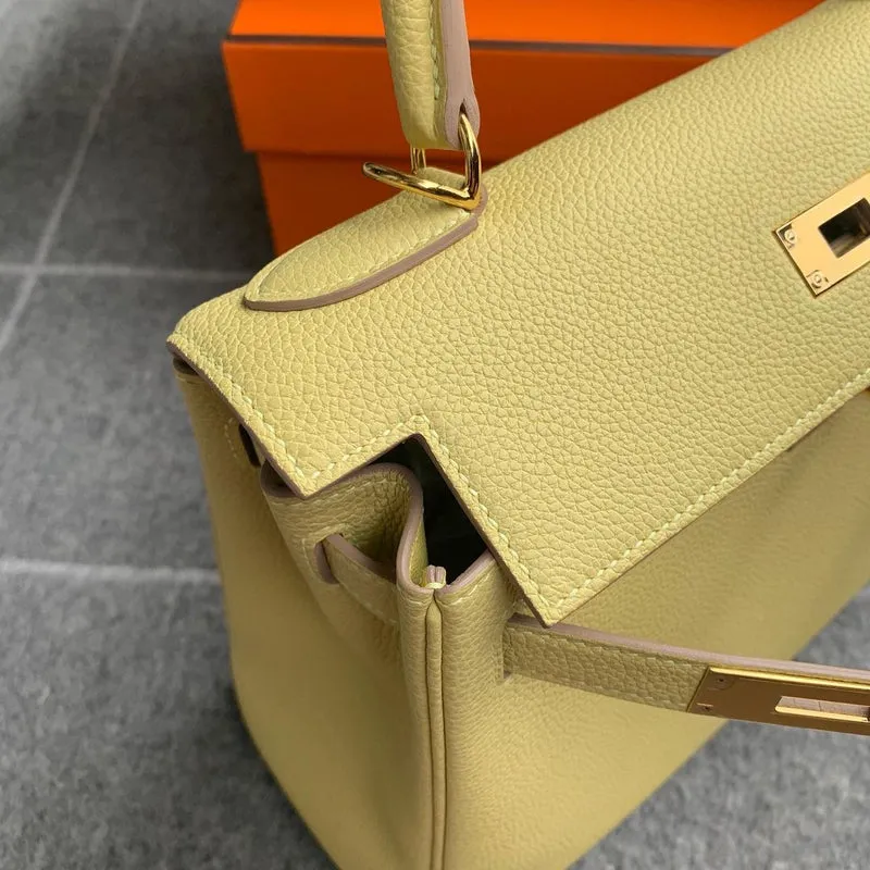 KELLY 28 TOGO LEATHER JAUNE POUSSIN WITH GOLD HARDWARE (GHW) - 4