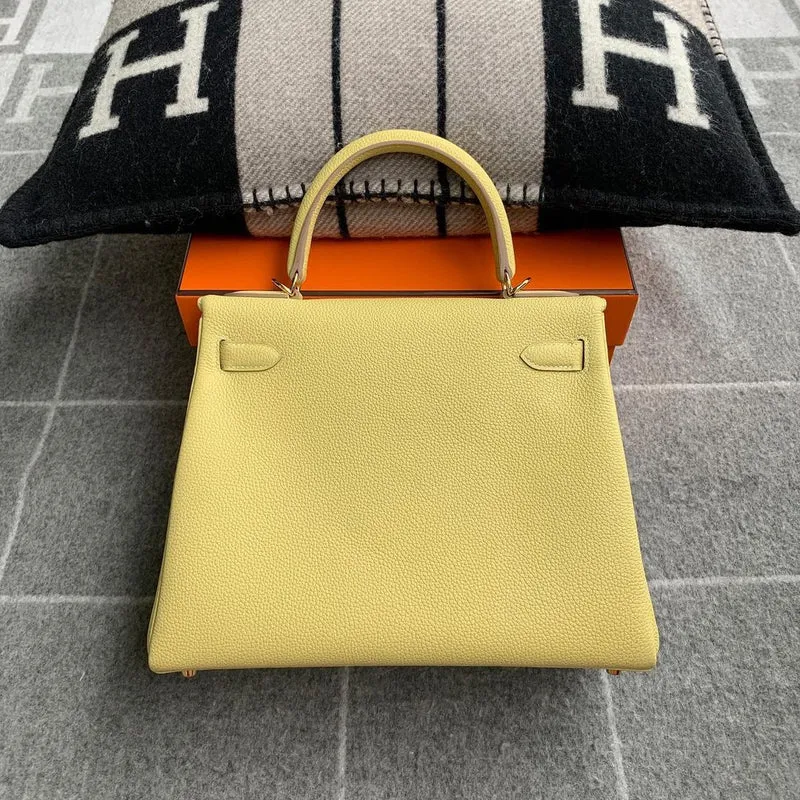 KELLY 28 TOGO LEATHER JAUNE POUSSIN WITH GOLD HARDWARE (GHW) - 2
