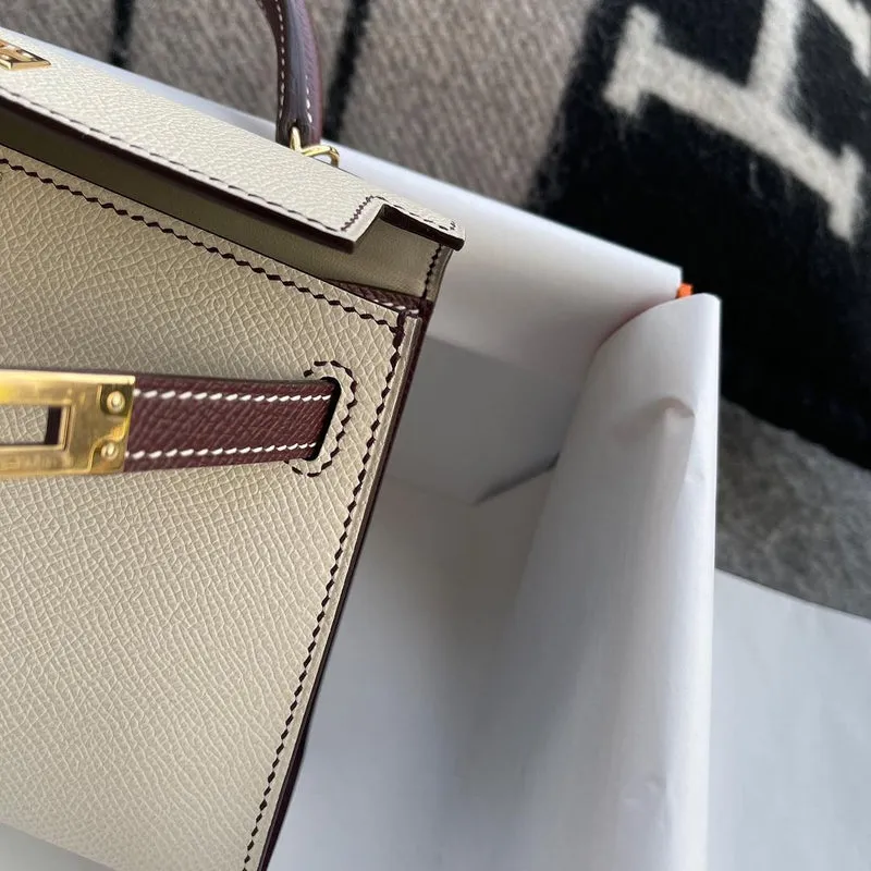 MINI KELLY II (20) EPSOM LEATHER HORSESHOE STAMP (HSS) BI-COLOR CRAIE & BORDEAUX WITH GOLD HARDWARE (GHW) - 3
