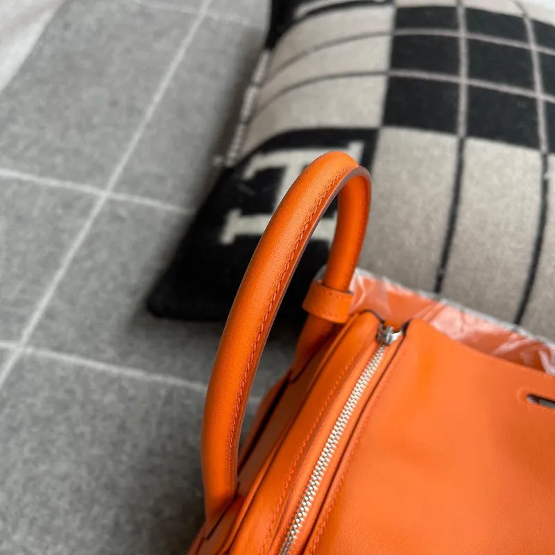 LINDY 26 SWIFT LEATHER ORANGE WITH PALLADIUM HARDWARE (PHW) - 4