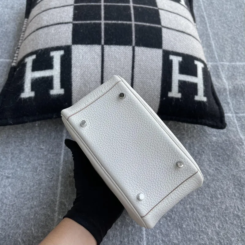 MINI LINDY 20 CLEMENCE LEATHER PEARL GREY WITH PALLADIUM HARDWARE (PHW) - 9