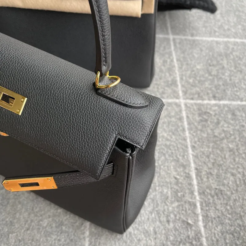 KELLY 28 TOGO LEATHER NOIR (BLACK) WITH GOLD HARDWARE (GHW) - 4