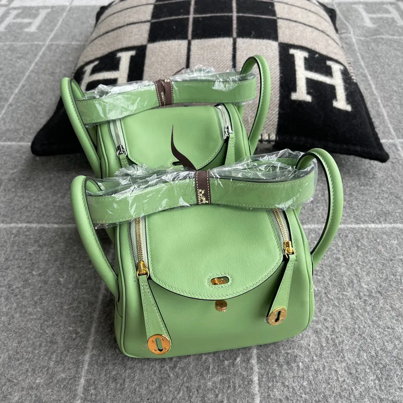 MINI LINDY 20 SWIFT LEATHER VERT CRIQUET WITH GOLD HARDWARE (GHW) - 2