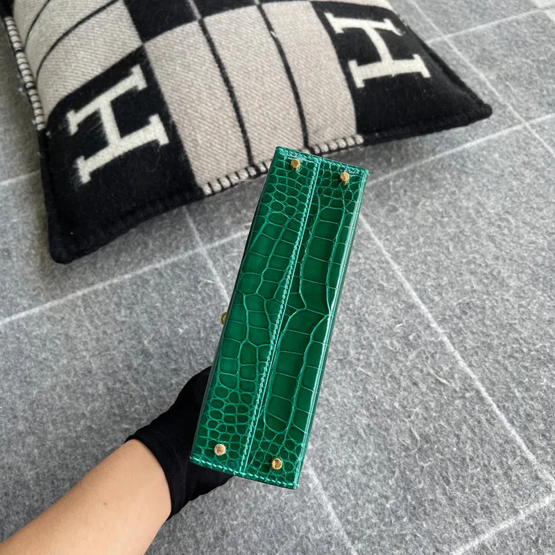 MINI KELLY II (20) SHINY (LISSE) MISSISSIPPIENSIS ALLIGATOR LEATHER VERT EMERAUDE (EMERALD) WITH GOLD HARDWARE (GHW) - 8