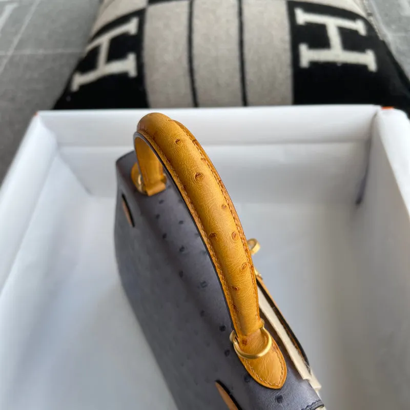 KELLY 25 OSTRICH LEATHER HORSESHOE STAMP (HSS) BI-COLOR GRIS AGATE & SAFFRON WITH BRUSHED GOLD HARDWARE (BGHW) - 9