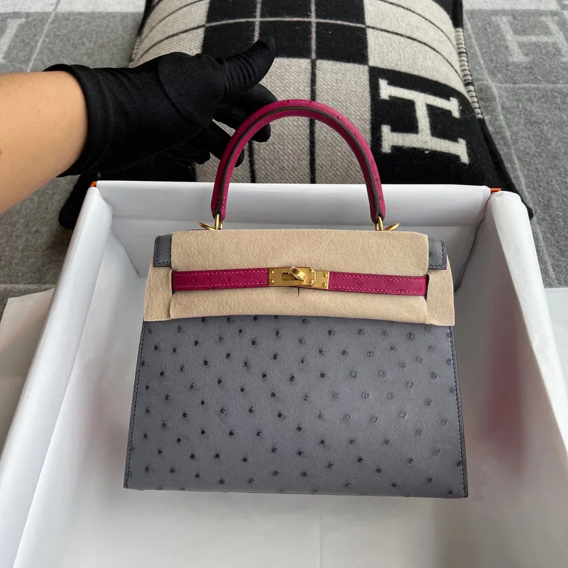 KELLY 25 OSTRICH LEATHER HORSESHOE STAMP (HSS) BI-COLOR GRIS AGATE & ROSE POURPRE WITH BRUSHED GOLD HARDWARE (BGHW) - 2