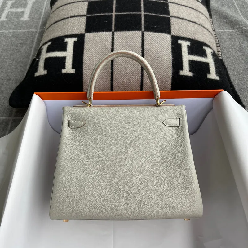 KELLY 25 TOGO LEATHER PEARL GREY WITH GOLD HARDWARE (GHW) - 3