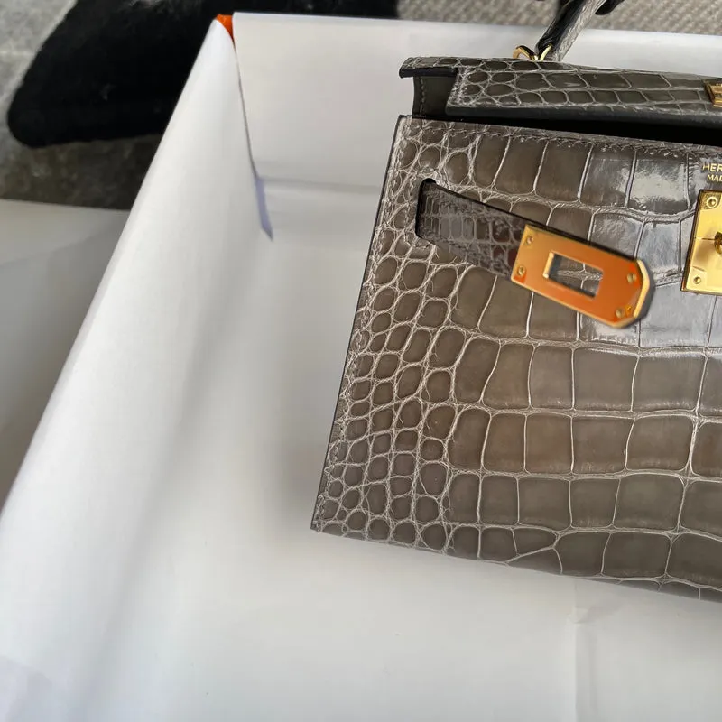 MINI KELLY II (20) SHINY (LISSE) MISSISSIPPIENSIS ALLIGATOR LEATHER GRIS TOURTERELLE WITH GOLD HARDWARE (GHW) - 5