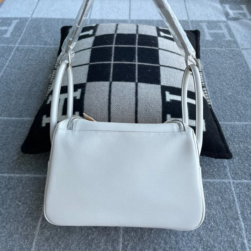 LINDY 26 CLEMENCE LEATHER PEARL GREY WITH PALLADIUM HARDWARE (PHW) - 3