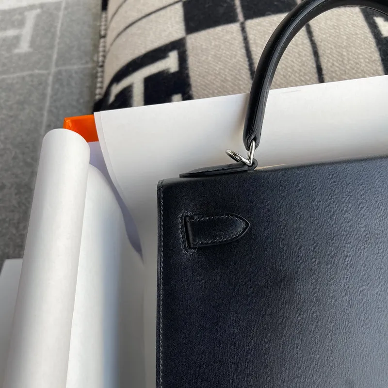 KELLY 28 BLACK BOX CALF LEATHER WITH PALLADIUM HARDWARE (PHW) - 9