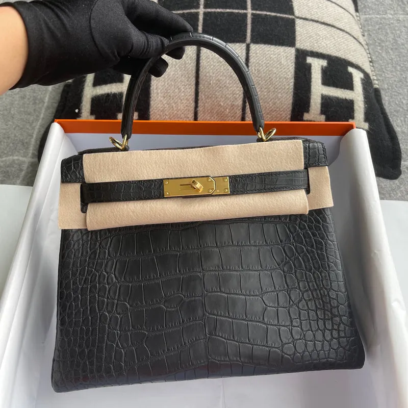 KELLY 28 MATTE MISSISSIPPIENSIS ALLIGATOR LEATHER NOIR (BLACK) WITH GOLD HARDWARE (GHW) - 3