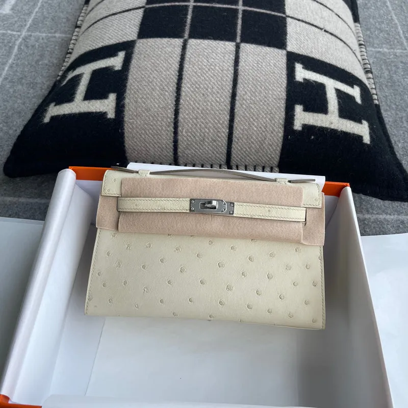 KELLY POCHETTE OSTRICH LEATHER PARCHEMIN WITH PALLADIUM HARDWARE (PHW) - 3