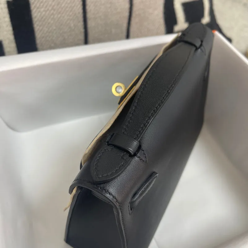 KELLY POCHETTE SWIFT LEATHER NOIR (BLACK) WTH GOLD HARDWARE (GHW) - 4
