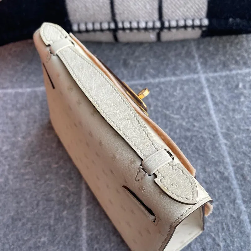 KELLY POCHETTE OSTRICH LEATHER PARCHEMIN (3C) WITH GOLD HARDWARE (GHW) - 4