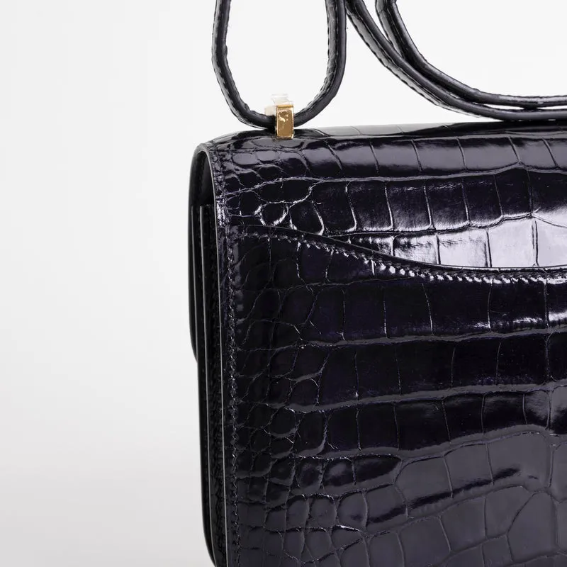 CONSTANCE 18 (MINI) SHINY MISSISSIPPIENSIS ALLIGATOR LEATHER NOIR (BLACK) WITH GOLD HARDWARE (GHW) - 5