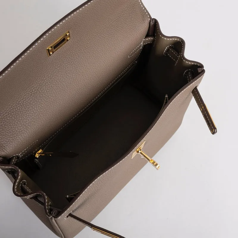KELLY 25 TOGO LEATHER ETOUPE WITH GOLD HARDWARE (GHW) - 3